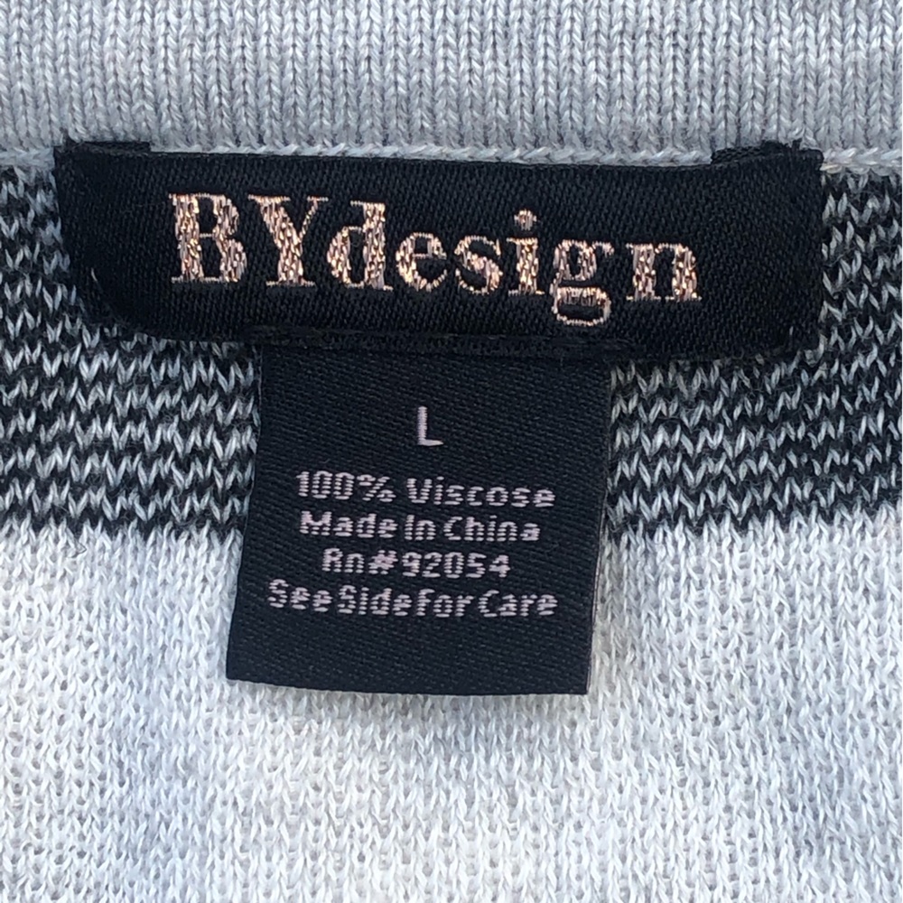 Heart Sweater in Gray, Black, White, by  BYdesign. Woman’s Large - Picture 2 of 8